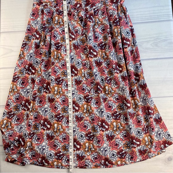 Banana Republic pleated floral skirt, women's size 10 - Picture 3 of 8